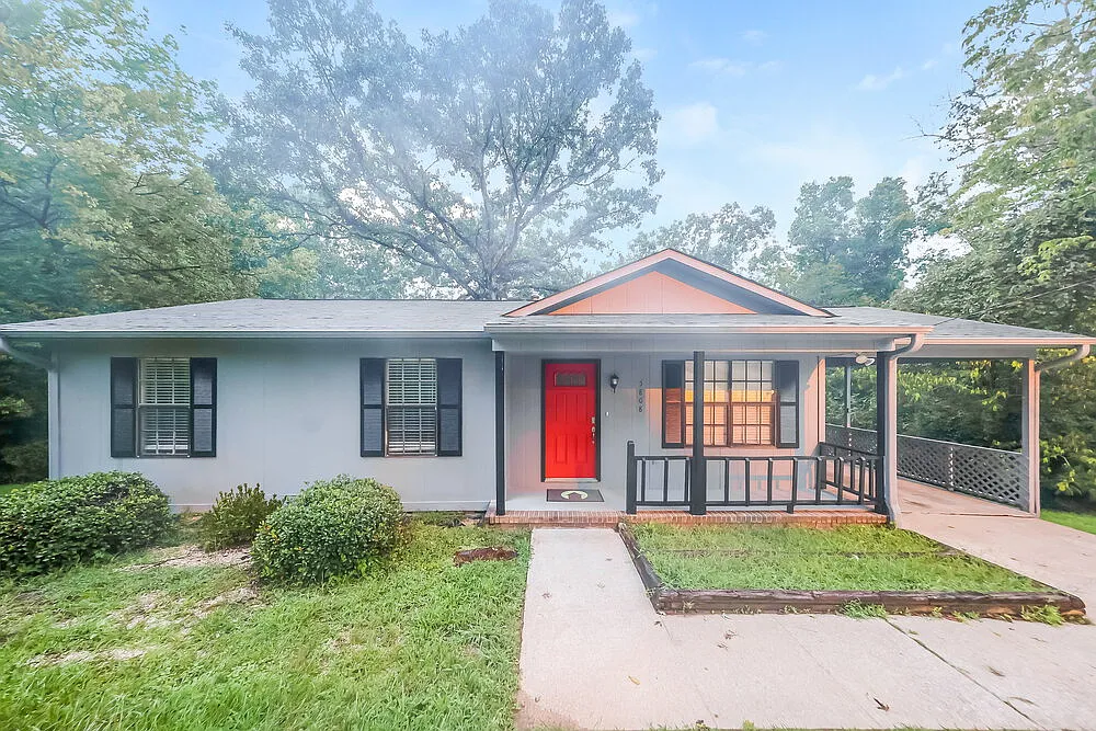 3 bed, 2.0 bath, 1078 sqft, $1,335 — Photo 1
