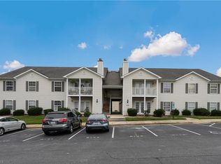 800C Moultrie Ct, Greensboro, NC 27410