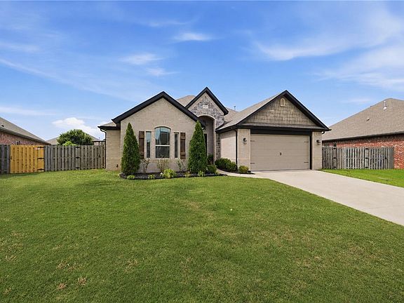 4th image of 5611 Alder Ln