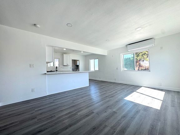 2nd image of 8633 Park St #8633