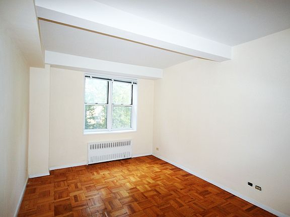 5th image of 679 W 239th St APT 1B