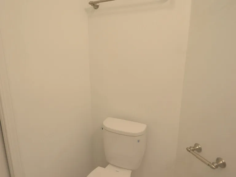610 Union St #2 — Photo 6