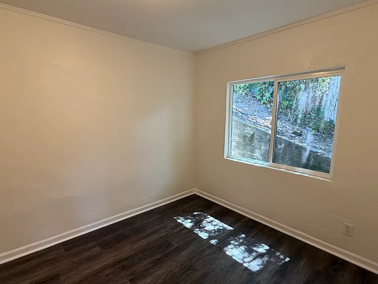 3604 N Griffin Ave — Photo 23