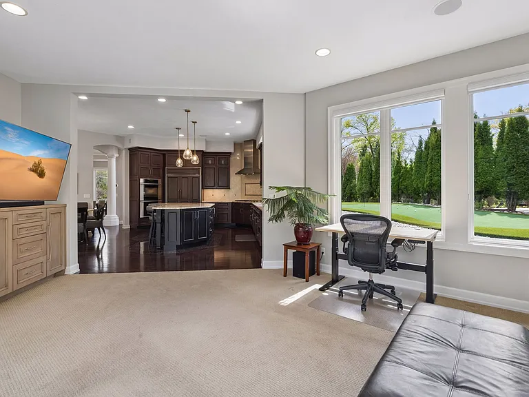 2063 Austrian Pine Ln — Photo 13
