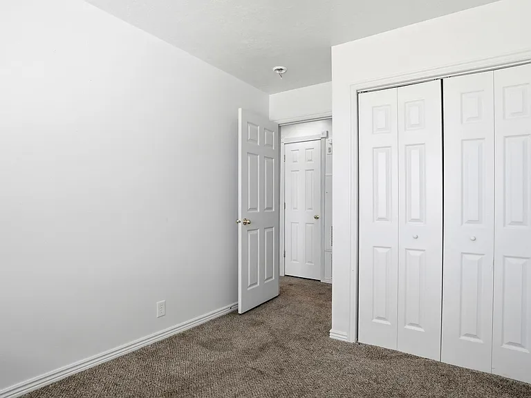 8061 W Copperfield Pl #32 — Photo 14
