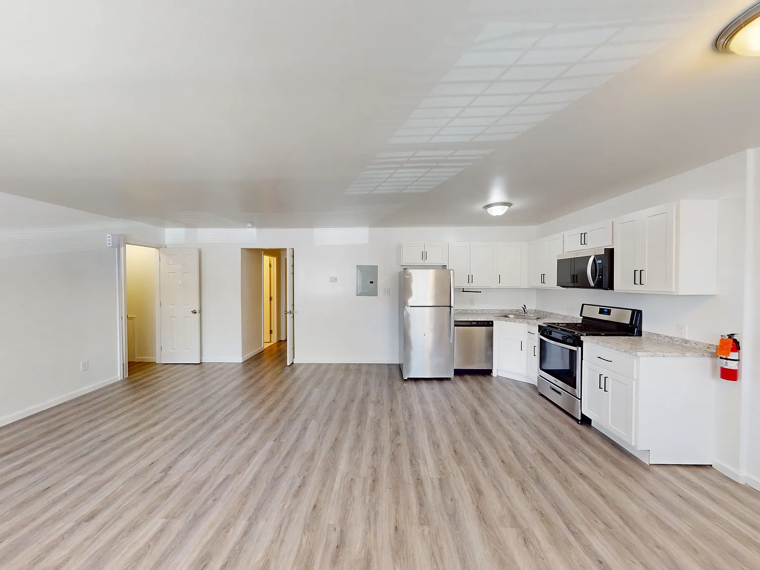2 bed, $1,650 — Photo 4