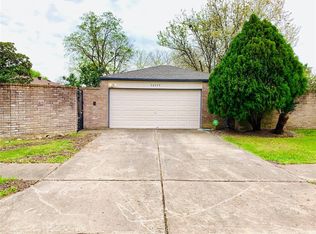 16115 Queensdale Dr, Houston, TX 77082