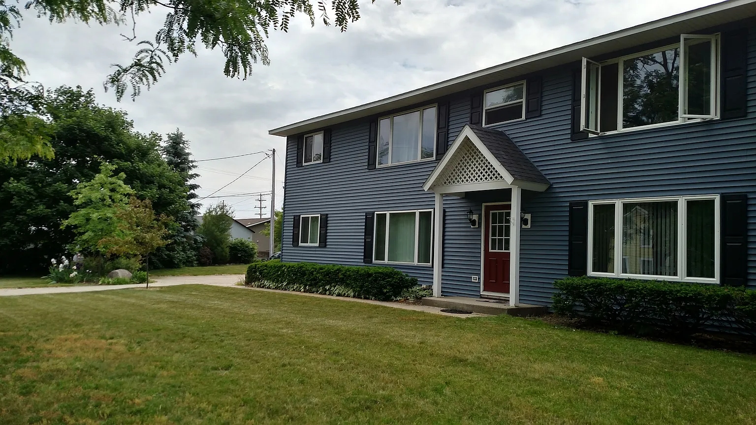 8031 Huron St photo 1