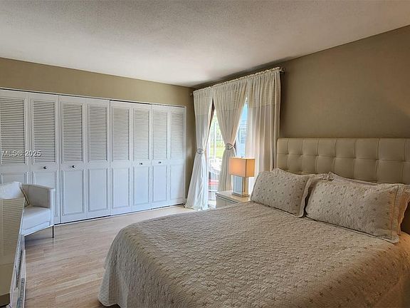 5th image of 763 Flanders Dr #763-P