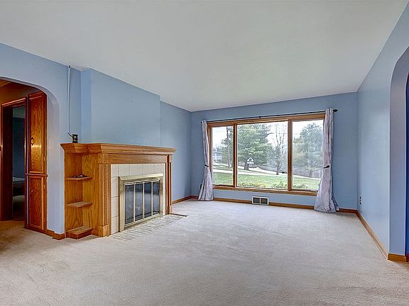 5th image of 3840 Wetmore Rd