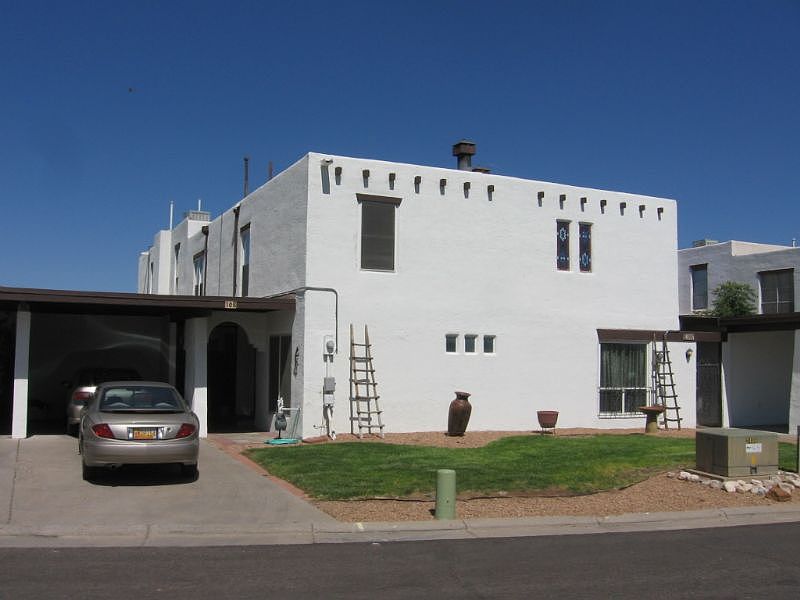 1st image of 168 Calle Loma Parda NW