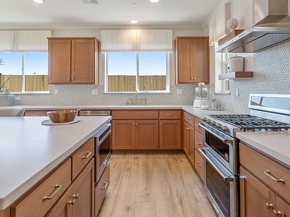 407-longhorn-way.46717.pmisc-2.013.web