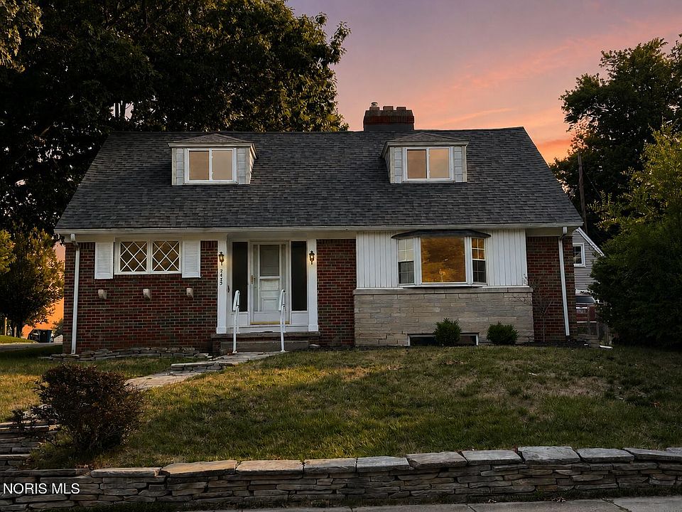 1st image of 2455 Eastmoreland Dr