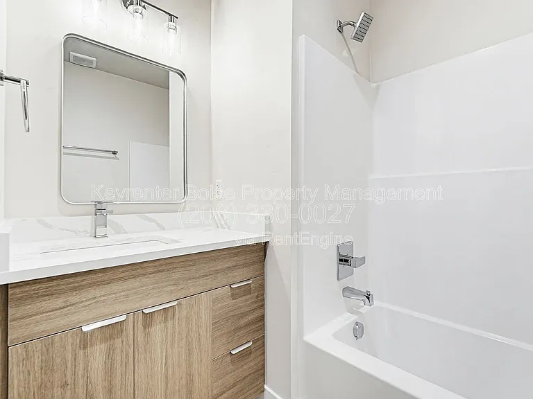 4334 N Greentrail Ln — Photo 9