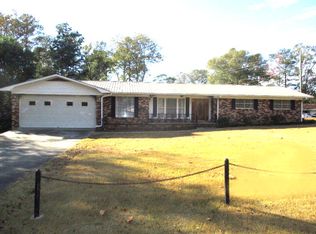 24 E Ridge Rd, Laurel, MS 39440