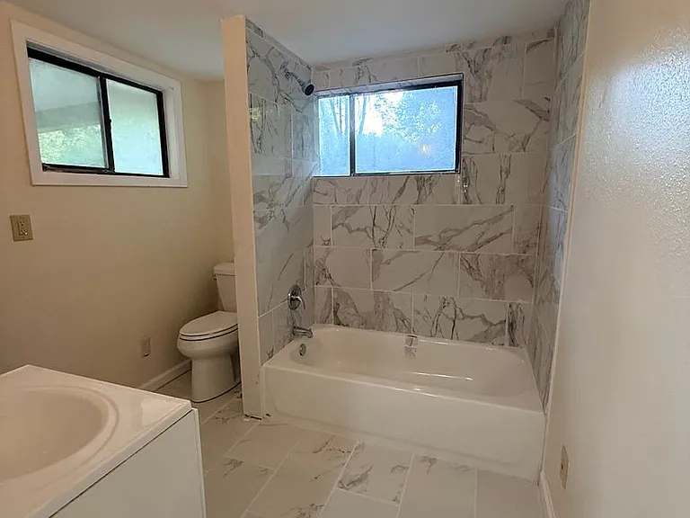 117 Louise Ln — Photo 8