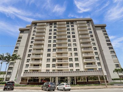 625 Biltmore Way APT 601, Coral Gables, FL, 33134