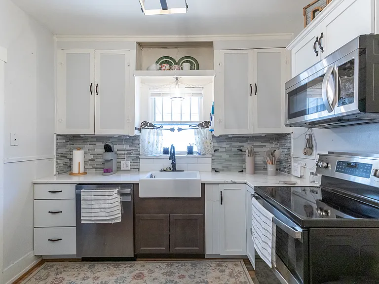 1349 Meander St — Photo 17