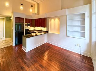 318 Bainbridge St #C, Philadelphia, PA 19147