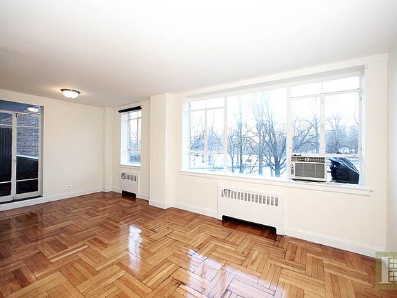 2nd image of 5355 Henry Hudson Pkwy W APT 2C