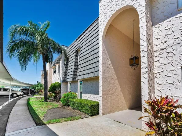 219 Elmwood Cir #219, Seminole, FL 33777