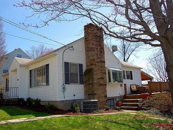 Side yard & new deck