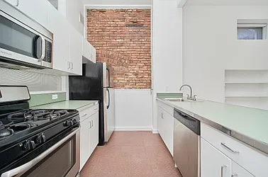 Rented by Living New York