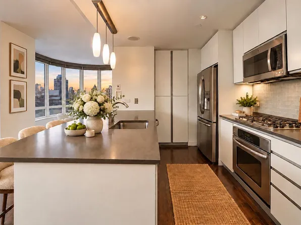 306 Gold St APT 21F, Brooklyn, NY 11201