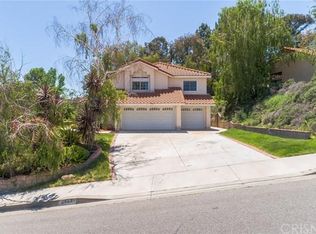 25230 Sagecrest Cir, Newhall, CA 91381