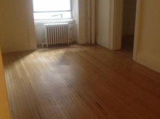 4 W 16th St, New York, NY 10011