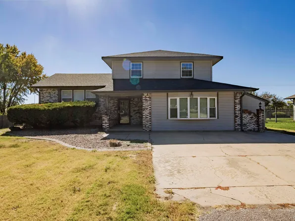 10501 W Ringer St, Wichita, KS 67209