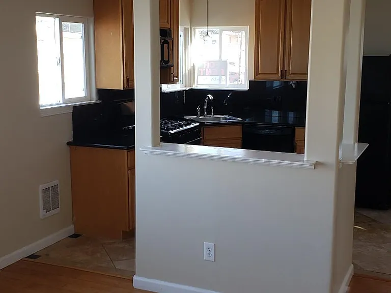 2 Santa Maria Ave #5 — Photo 13