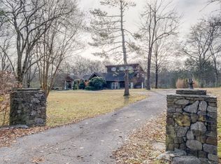 1411 Douglas Bend Rd, Gallatin, TN 37066