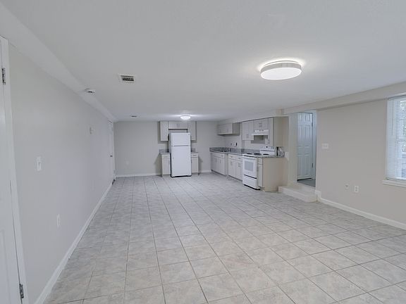 4th image of 1815 E Kaley Ave APT 4