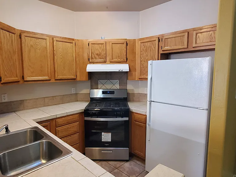 3035 Southern Blvd SE — Photo 12