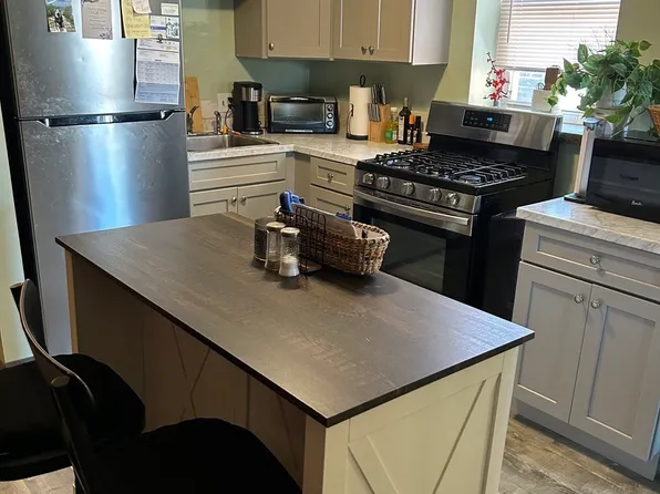 164 Cottage St APT 9, Boston, MA 02128