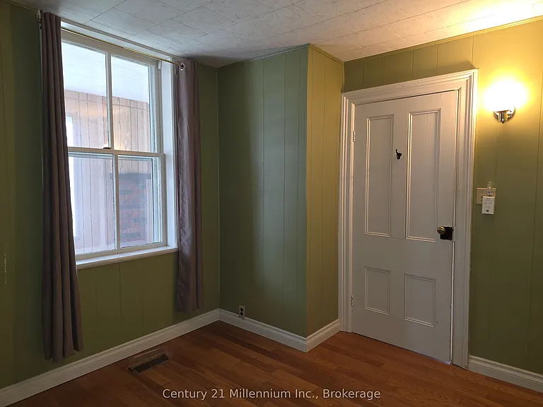 516 Rose St — Photo 17