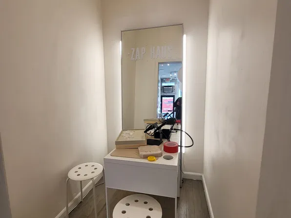 1102 Washington Street image 11 of 18