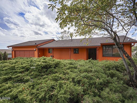 4th image of 2060 Bonneville Ave