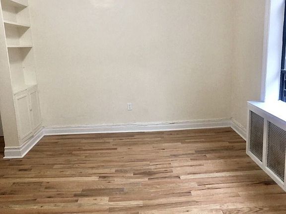 5th image of 20 E 190th St APT 3A