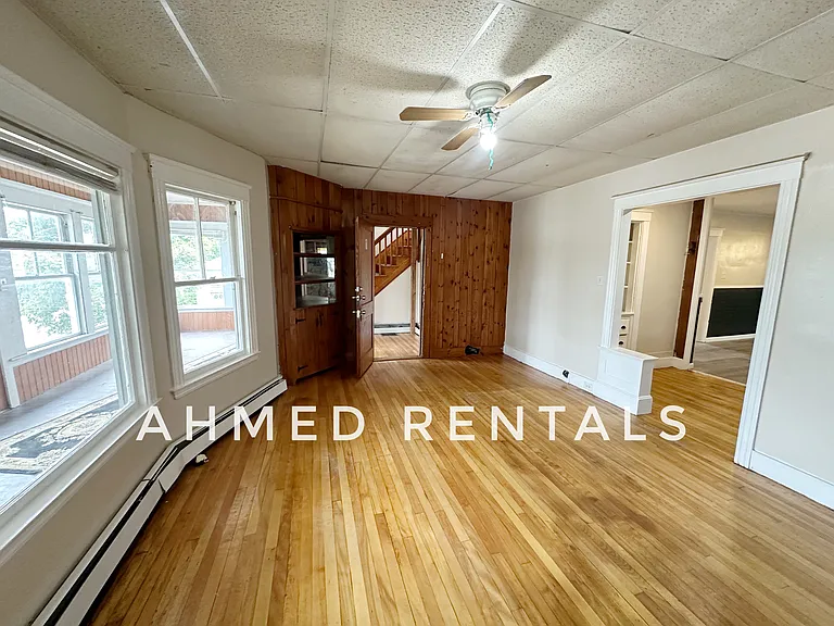 132 Main St #1 — Photo 29
