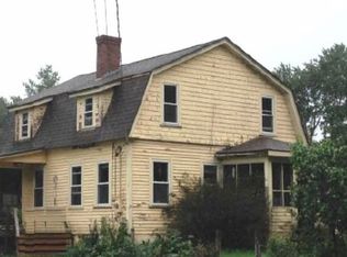 96 Fish Rd, East Kingston, NH 03827