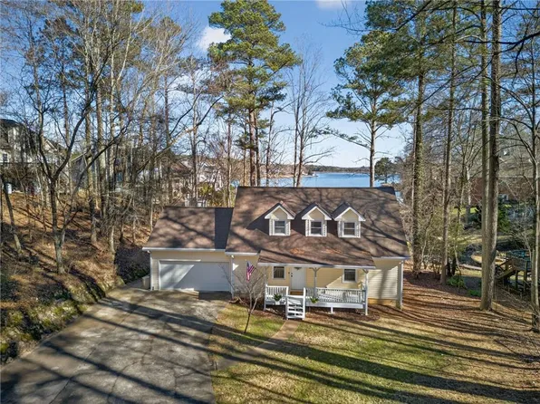 9018 Lakeview Pkwy, Villa Rica, GA 30180
