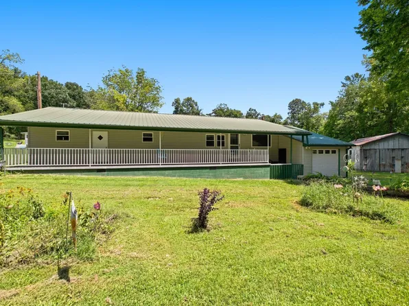 205 N Browns Ln, Portland, TN 37148