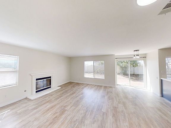 2nd image of 1045 Willmont Way