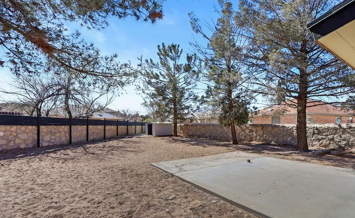 3 bed, 2.5 bath, 1548 sqft, $1,900 — Photo 4