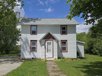 100 Spruce St, La Porte City, IA, 50651