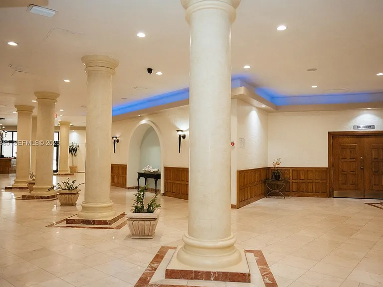 3725 S Ocean Dr #1019 — Photo 36