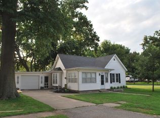 511 Anderson Ave, Belvue, KS 66407