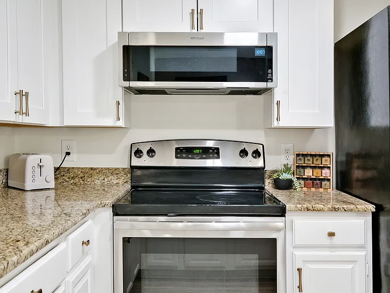1800 Eastwood Rd #215 — Photo 11